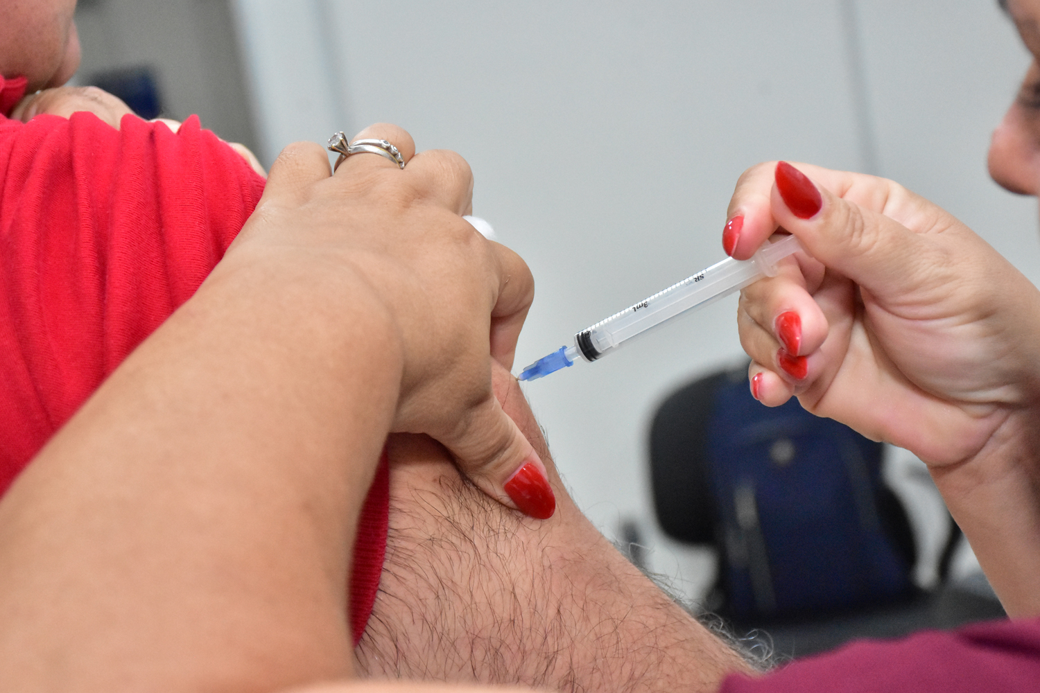 Vacina_GRIPE_Forum_Mangabeira_17_06_2026_(13) (1)